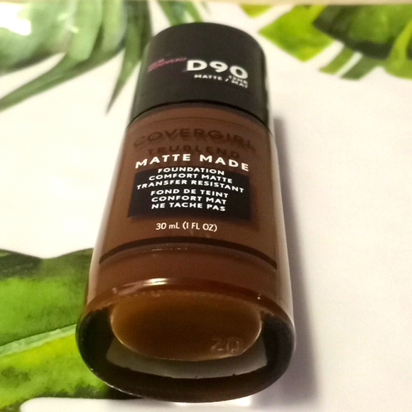 Covergirl Trublend Matte Made D90 Espresso Foundation - Picture 8 of 9